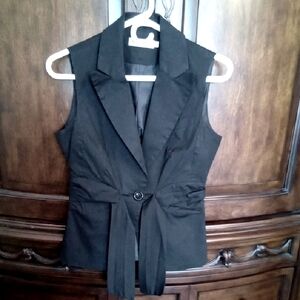LULUMARY Collection Women's Black Cotton Sleeveless Front Tie Vest Small